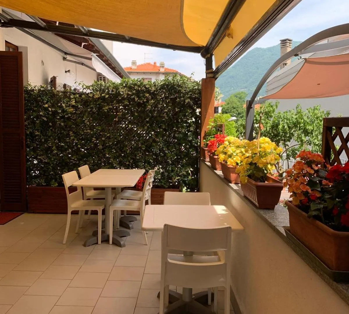 Beb I Portici Bed & Breakfast Cernobbio Italy