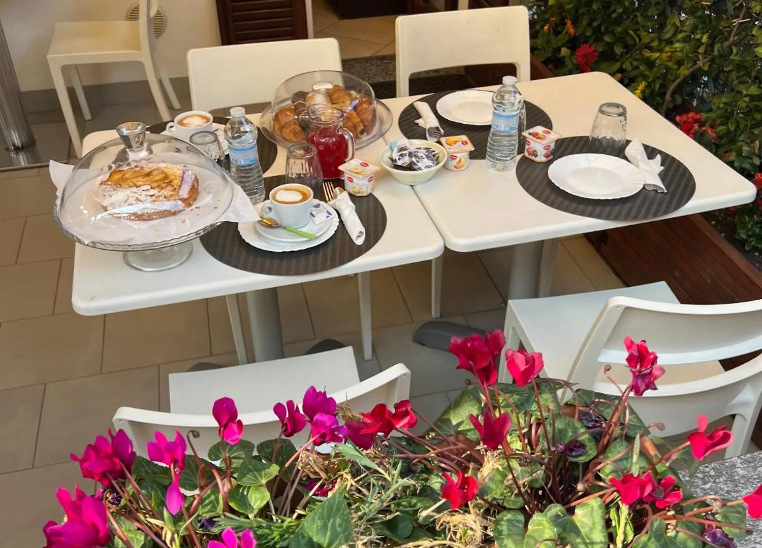 ***  케르노비오 Beb I Portici B&B 이탈리아