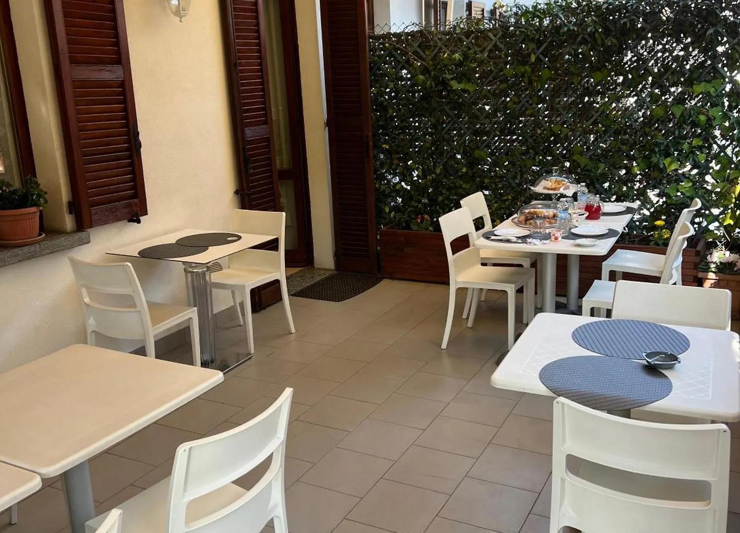 Beb I Portici Bed & Breakfast Cernobbio